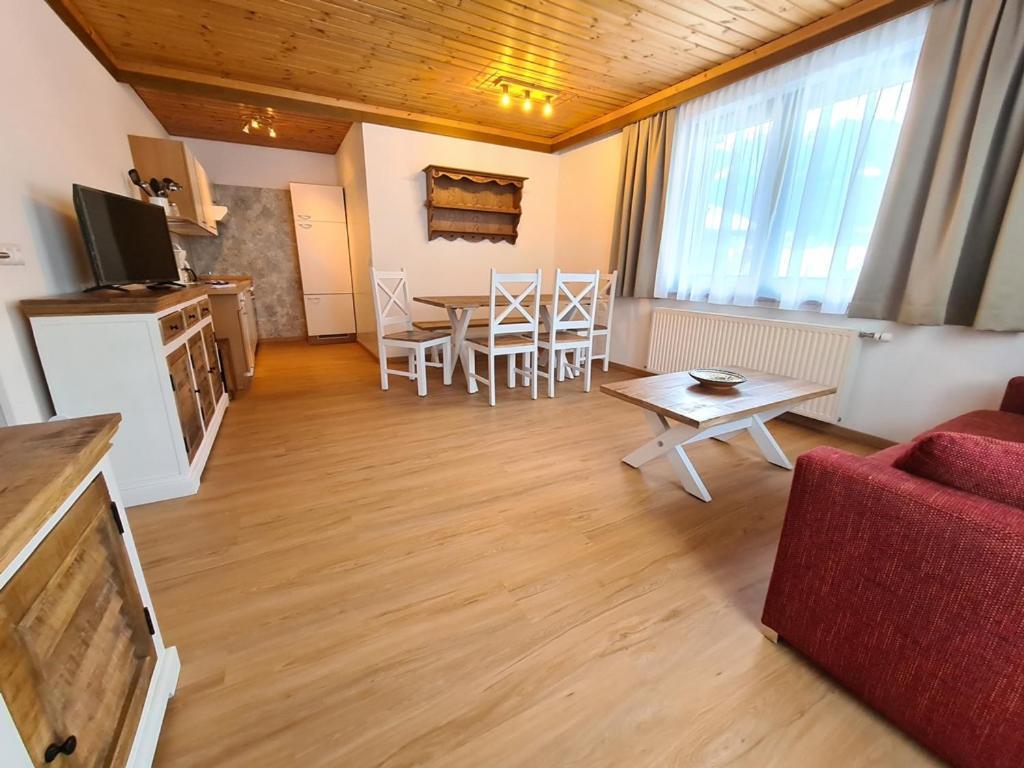 Apartments Juri & Hermann 1 Bad Kleinkirchheim Bagian luar foto